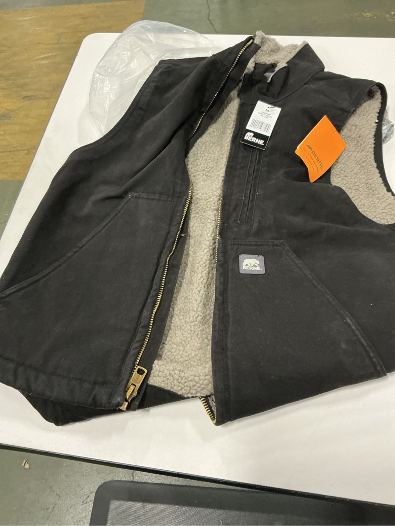 Condition photo showing Good Condition for BERNE V818 Heartland Sherpa-Lined Washed Duck Vest Medium