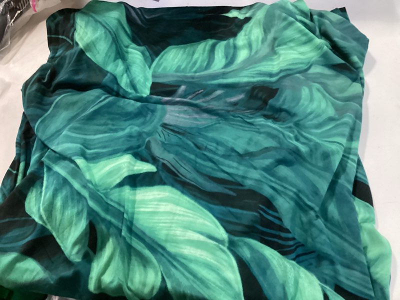 Condition photo showing Good Condition for Green Leaf Home Office Chair Covers Stretchable Computer Desk Chair Covers Removable High Back Universal Executive Boss Chair Covers Gaming Chair Covers Machine Washable,L Green Leaf Large