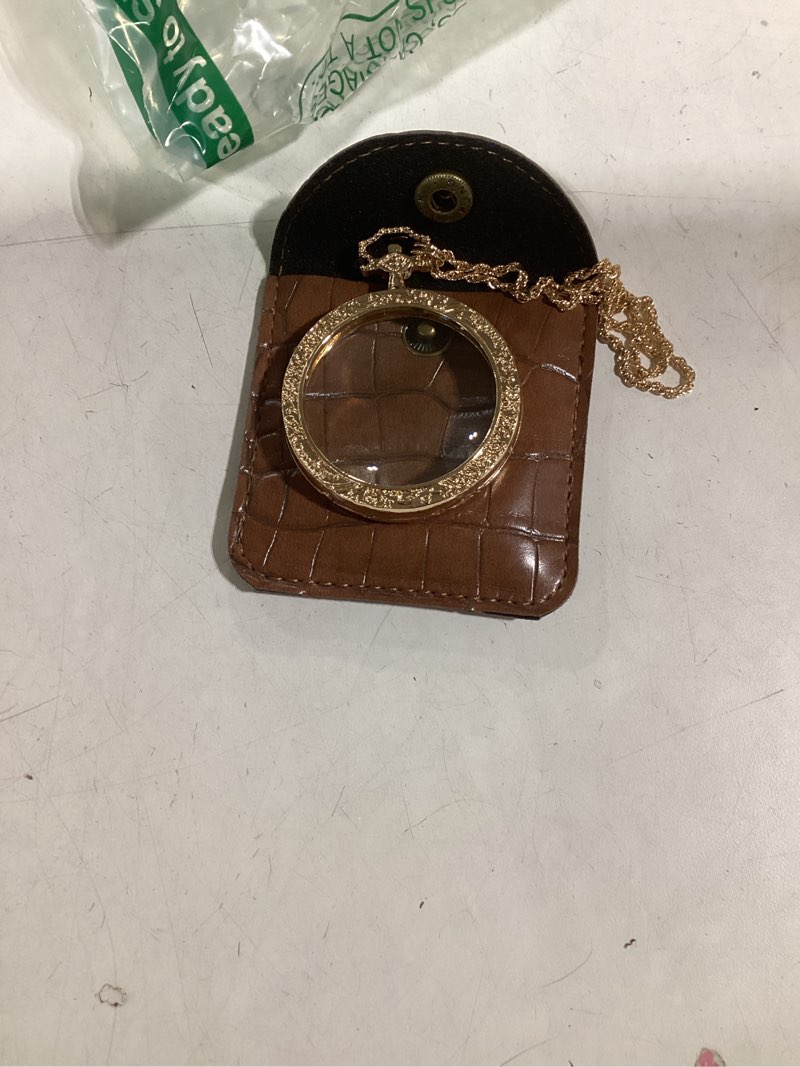 Condition photo showing Good Condition for YYHSND 10X Magnifying Glass Necklace Magnifier Necklace Pendant Optical Magnifier with Chain Necklace for Library, Reading, Zooming and Jewelry (Pure Gold)