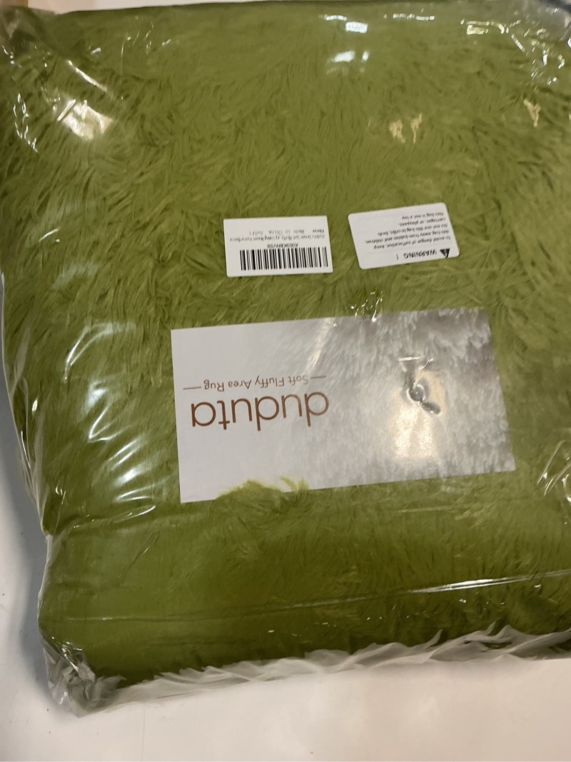 Condition photo showing New/Like New for duduta Green Soft Fluffy Rectangle Rug 3x5 ft, Shag Furry Plush Throw Rug for Bedroom Nursery Living Room Home Decor Green 3x5ft