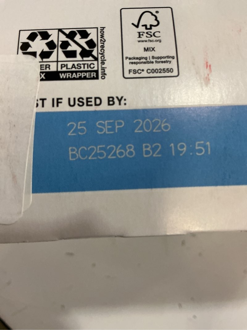 Condition photo showing New/Like New for (25/10/2026)kind protein max crispy chocolate peanut butter snack bars, 20g of protein, keto friendly, 1g of sugar per bar, gluten free, 12 count box