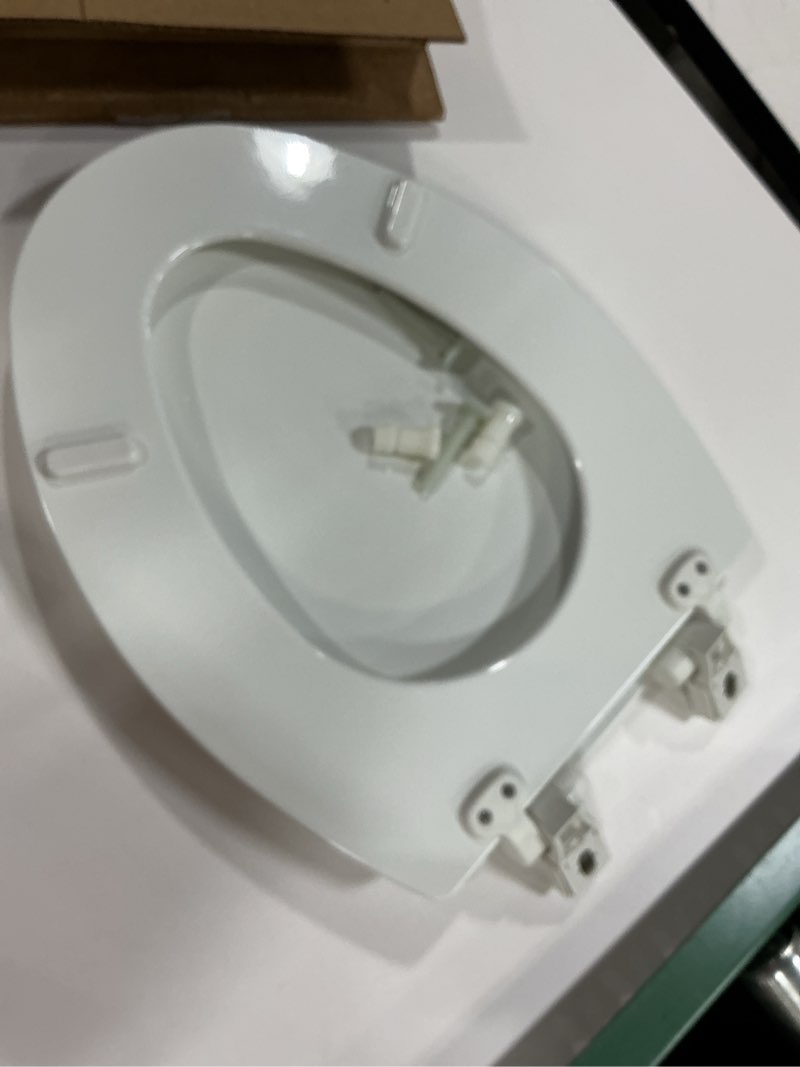 Condition photo showing Good Condition for Mayfair 1847SLOW 000 Kendall Slow-Close  Removable Enameled Wood Toilet Seat that will Never Loosen  1 Pack ELONGATED - Premium Hinge  White