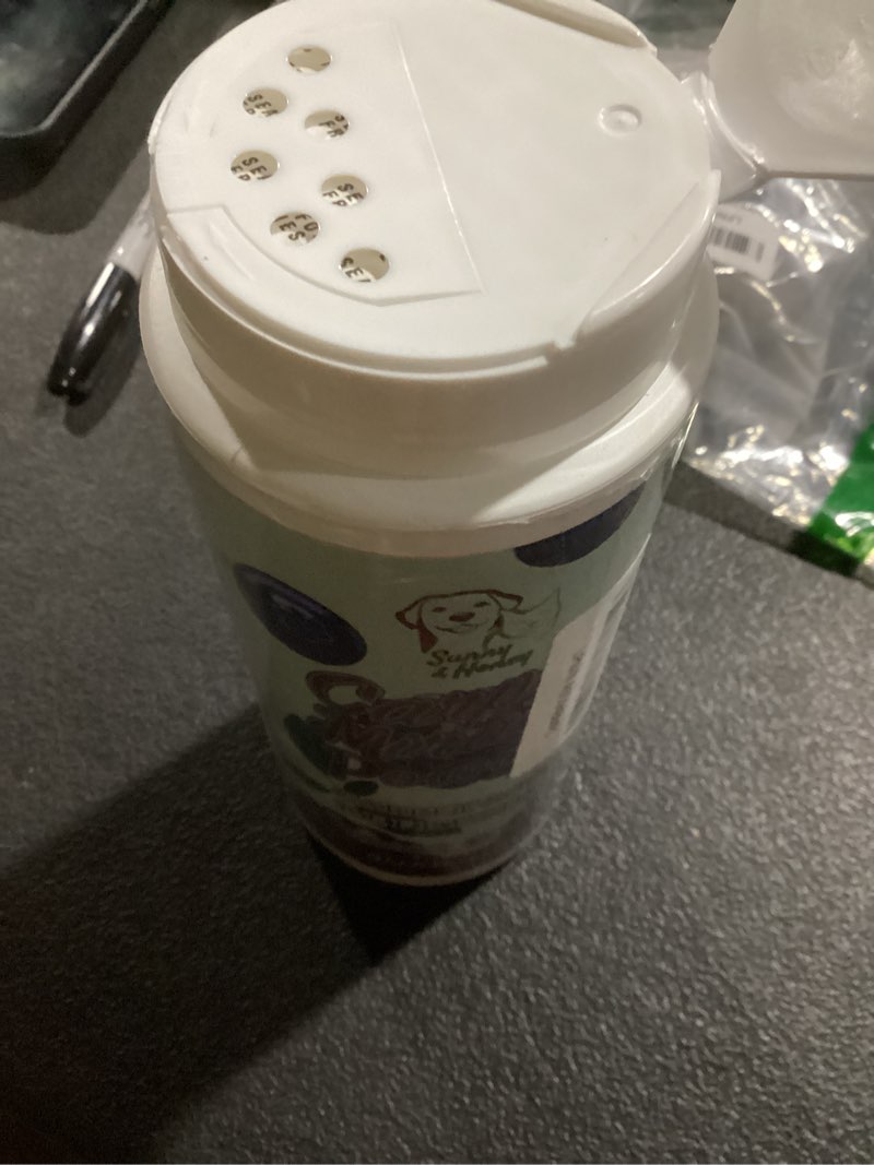 Condition photo showing New/Like New for carpet powder miracle- dry carpet cleaner, bio-degradable non-toxic deodorizer, refreshes carpets, rugs and upholstery (wildberry scent, 20 oz)