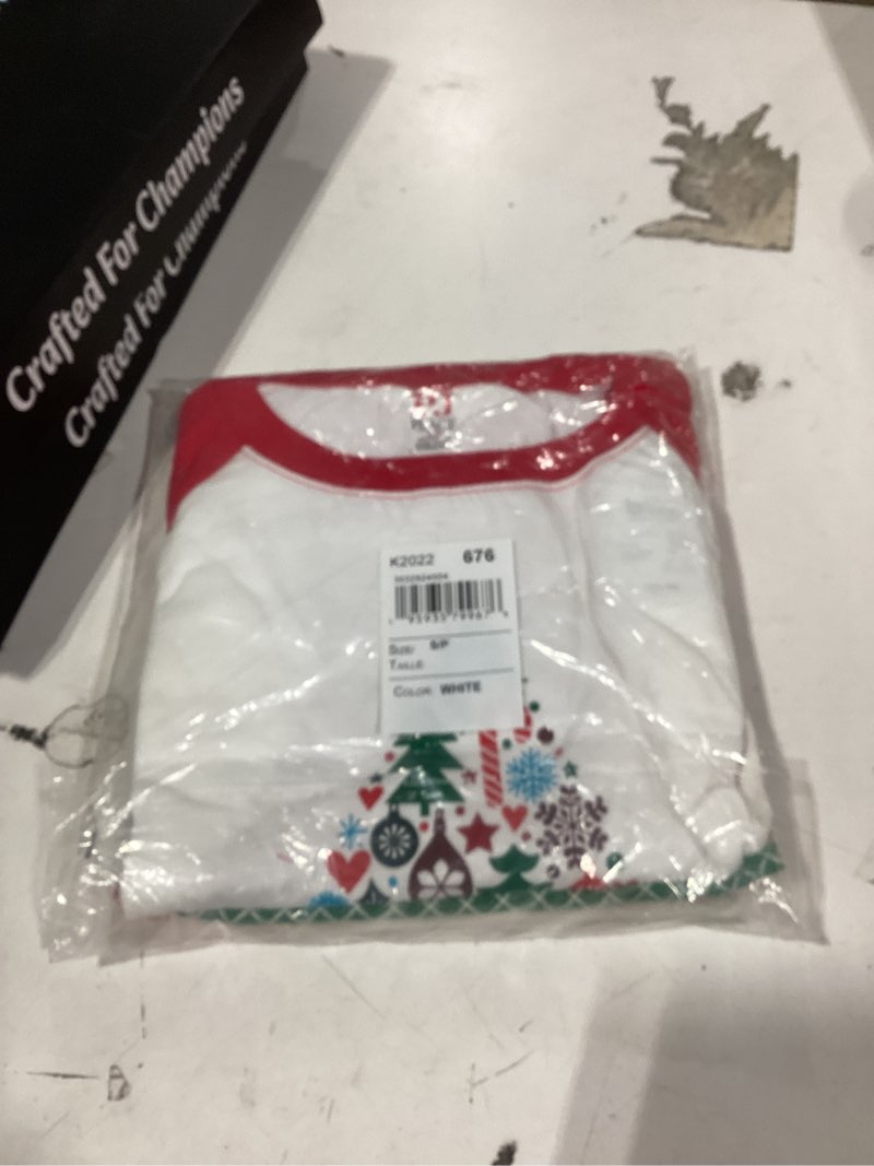 Condition photo showing New/Like New for The Children's Place unisex-baby Family Matching, Christmas and Holiday Pajama Sets, Cotton Adult Small (ADULT) Feliz Navidad Tree
