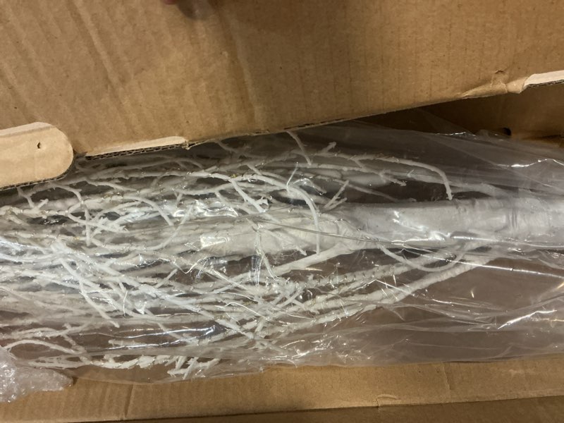 Condition photo showing New/Like New for hairui lighted white tree plug in with 6ft 690 white fairy lights, christmas tree with lights for indoor outdoor home christmas holiday party decoration 6ft white deluxe tree