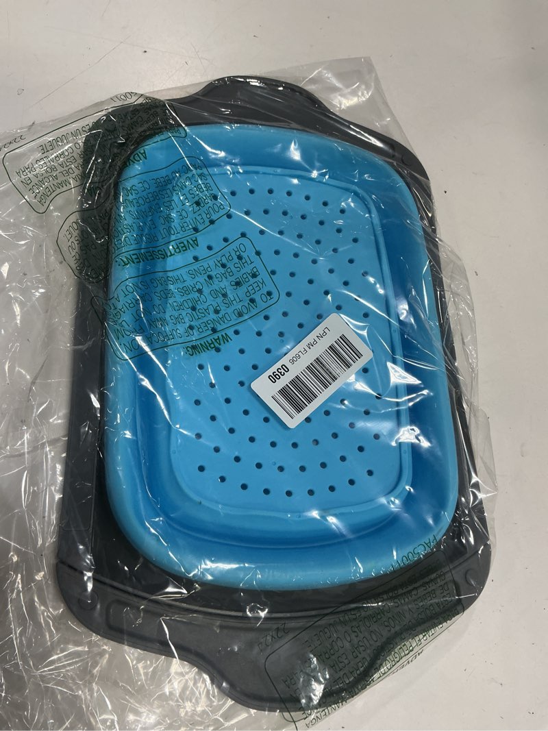 Condition photo showing Good Condition for XL Large Kitchen Strainer by Comfify - Collapsible Silicone Over-The-Sink Colander with Extendable Handles - Use with Pasta, Fruit, Berries & Veggie - 6 Quart - Blue