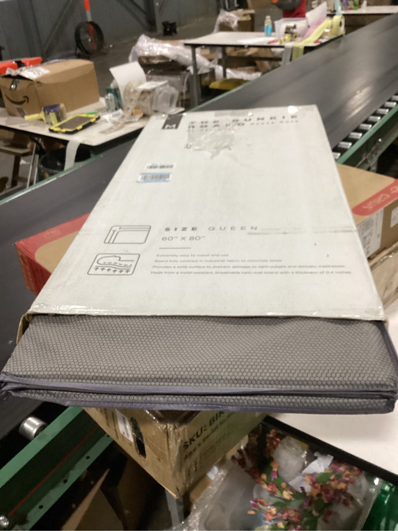 Condition photo showing New/Like New for zekoo bunkie board queen size 60''x 80'': folding low profile 10mm heavy duty bunkie board for mattress sagging or bed frame - thin, supportive under mattress support boards, non-slip noise minimizing queen (60" x 80")