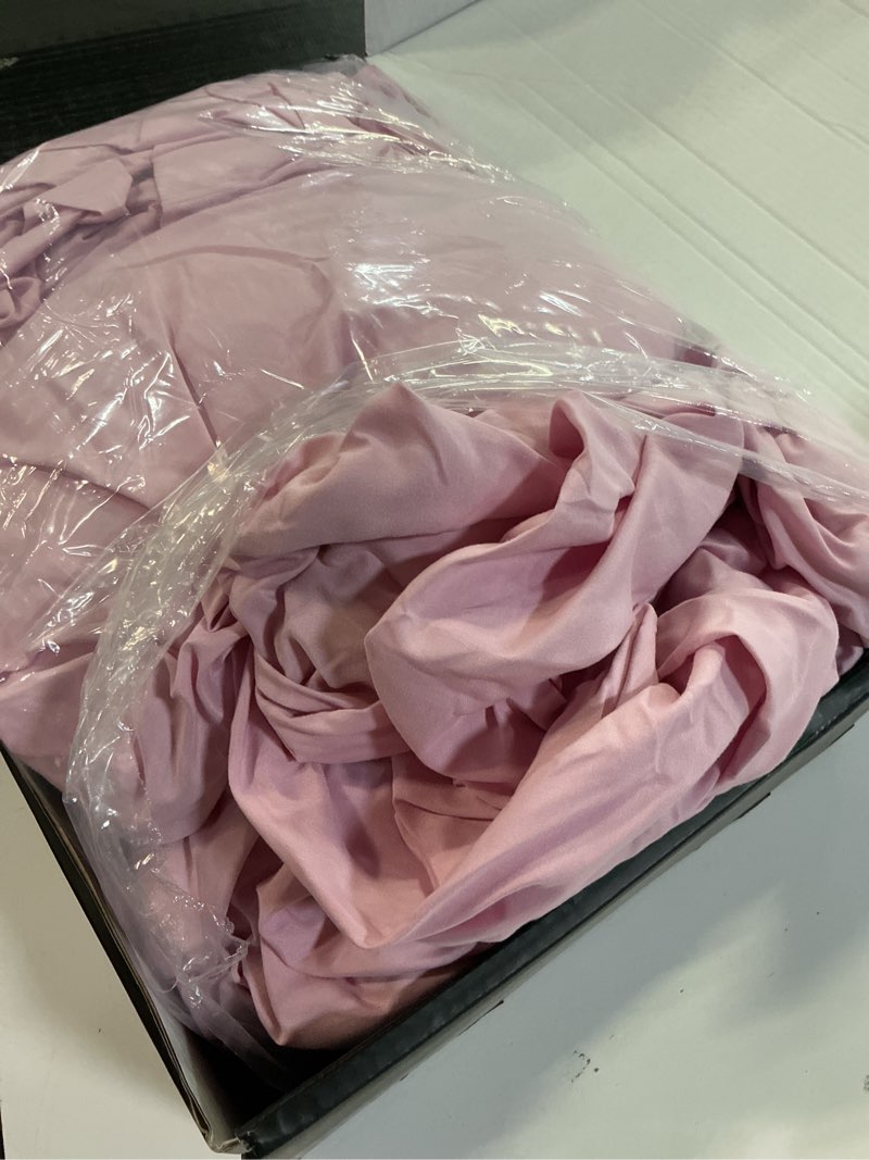 Condition photo showing As Is for FreshCulture Twin Fitted Sheets, Bulk Pack of 6, Deep Pocket, Soft Microfiber Bottom Sheets for Home, Salons, Hotels, Twin Size Fitted Sheets Only (Dusty Pink) Dusty Pink Twin