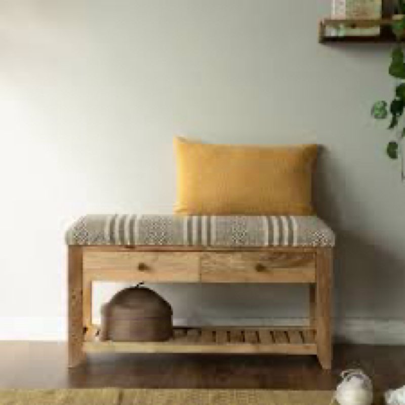 Iyaas Storage Bench