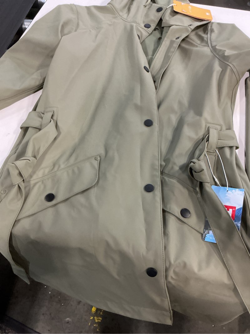 Condition photo showing Good Condition for helly hansen kirkwall ii raincoat green large