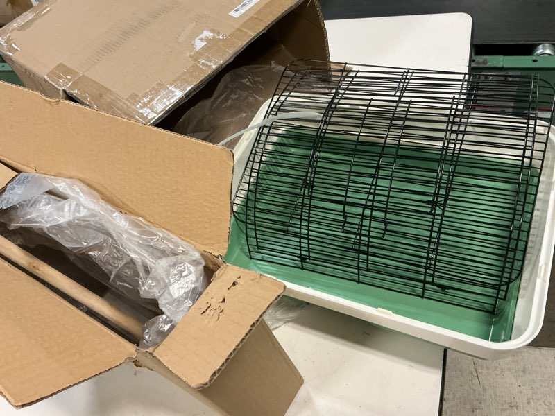Condition photo showing Good Condition for portable large metal bird cage carrier for small to medium birds – 2 food bowls, 2 perches, removable tray, handle – ideal for cockatiels, budgies, lovebirds, canaries – green, 42x32x37cm