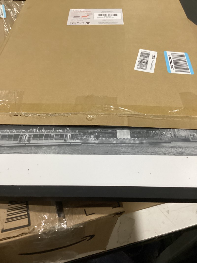 upsimples 16x24 Picture Frame, Display Pictures 14x20 with Mat or 16 x 24 Without, Wall Hanging Post