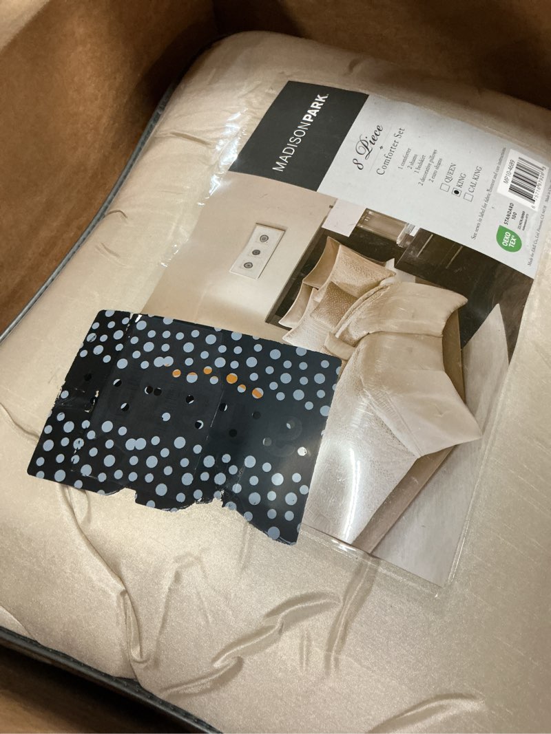 Condition photo showing New/Like New for madison park camelia cozy comforter set-trendy design all season down alternative luxury bedding with matching shams, decorative pillows, king (104 in x 92 in), natural 8 piece camelia natural king (104 in x 92 in)