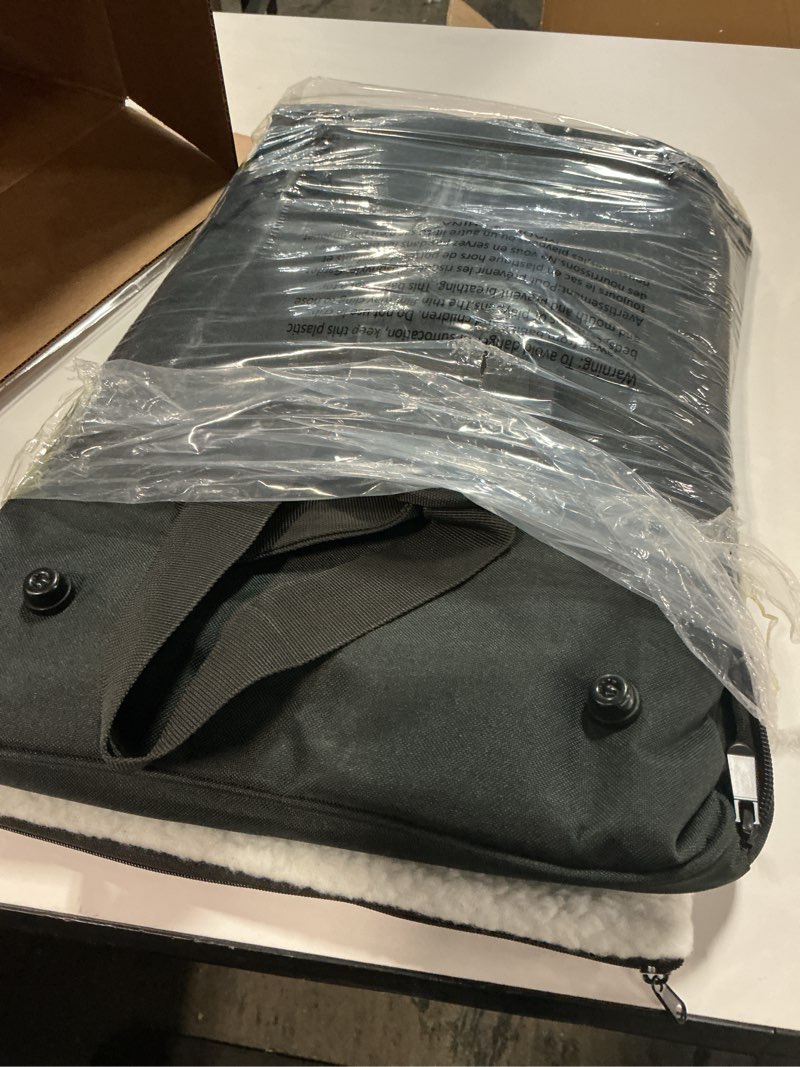 Condition photo showing Good Condition for Henkelion Large Soft Sided Cat and Pet Carrier for Cats and Puppies up to 25Lbs - Collapsible, Waterproof Travel Carrier - Black 20.0"L x 13.0"W x 13.0"H Black