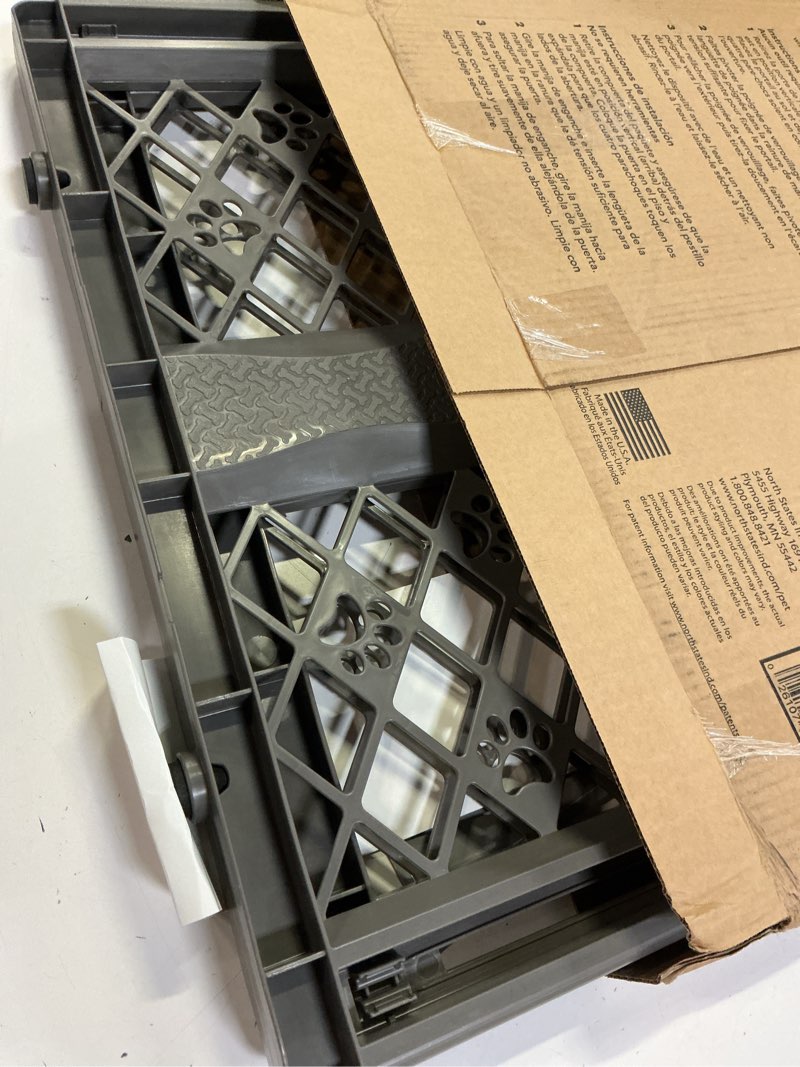 Condition photo showing Good Condition for mypet north states paws portable pet gate: 26-40" wide. pressure mount. no tools needed. made in usa, 23" tall, expandable, durable dog gates for doorways, fieldstone gray
