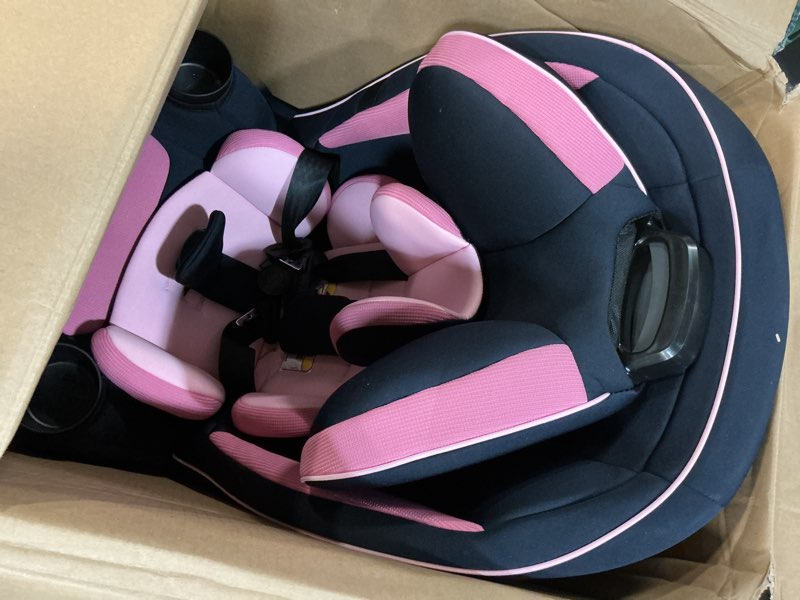 Condition photo showing Good Condition for graco triride 3-in-1 convertible car seat - kipling