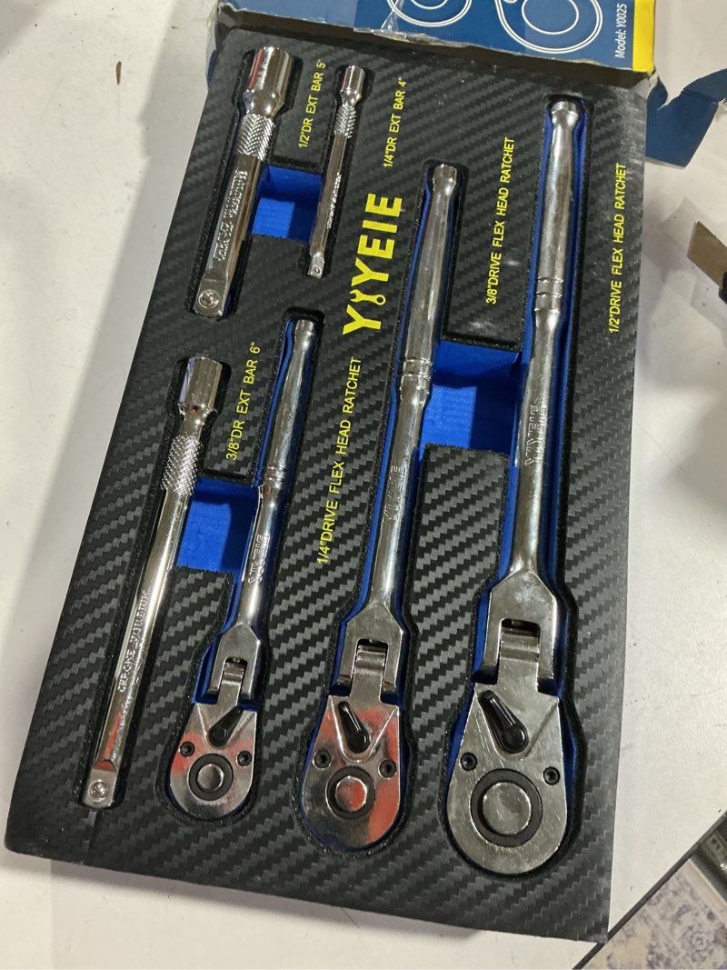 Condition photo showing Good Condition for yiyeie 6-piece flex head ratchet set, 1/4", 3/8", 1/2" drive, swivel head ratchet wrench with extension bar, 72 tooth, 180° adjustable, quick-release, flexible ratchet handle with eva foam 6pcs flex head ratchet set 1/4", 3/8", 1/2" drive