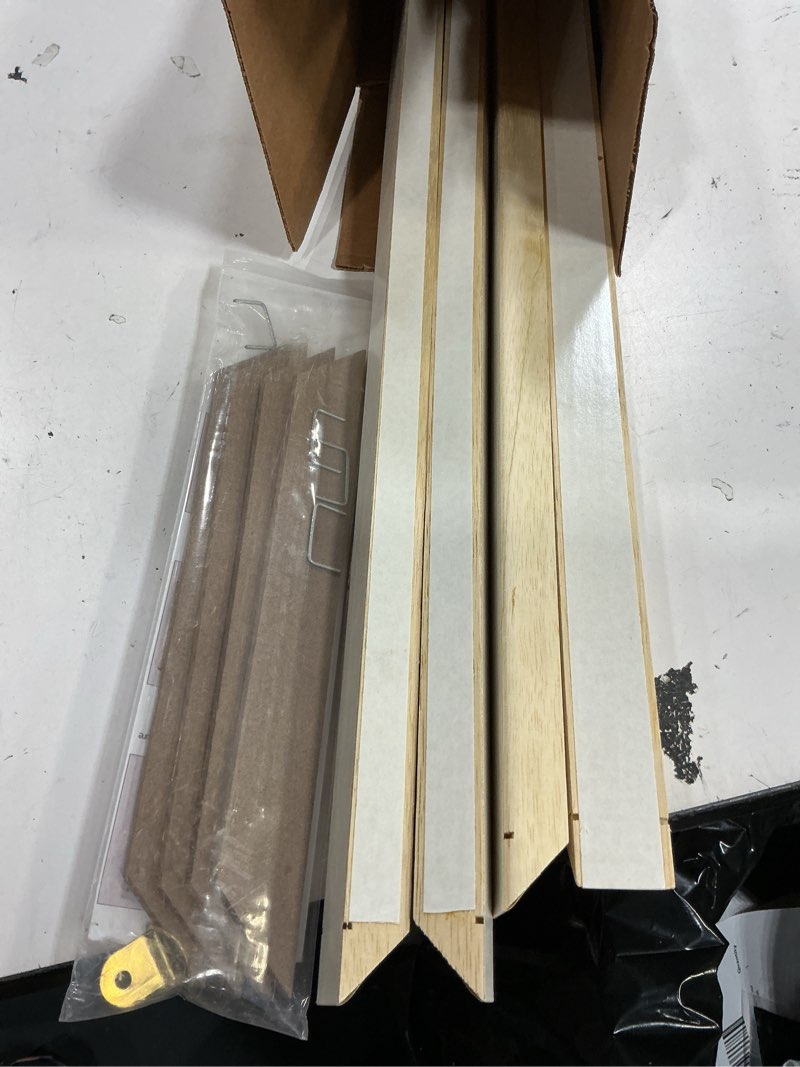 Condition photo showing Good Condition for canvas stretcher bars 20x30 inch frame kit, available in 25+ size wood stretcher bars for home and office, gallery wrap wall arts supply for oil painting, poster, picture & paint by numbers 20"x30"