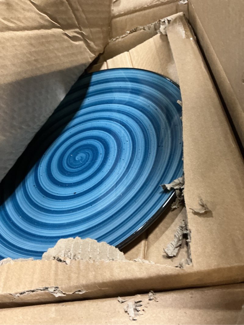 Condition photo showing Good Condition for Elama Gia 24 Piece Stoneware Dinnerware Set (Dark Blue)