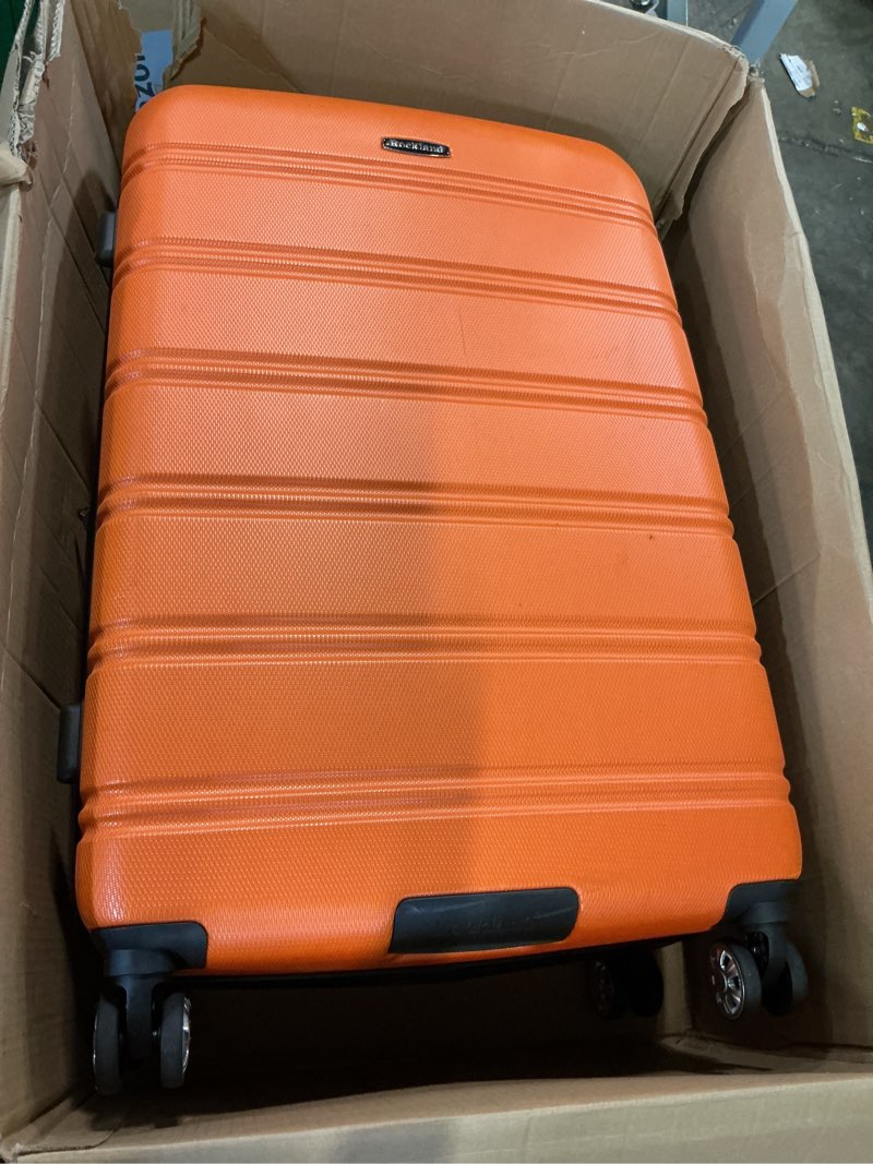 Condition photo showing Good Condition for rockland melbourne hardside 2 piece expandable spinner wheel luggage set, (20"/28"), orange orange 2 piece (20"/28")