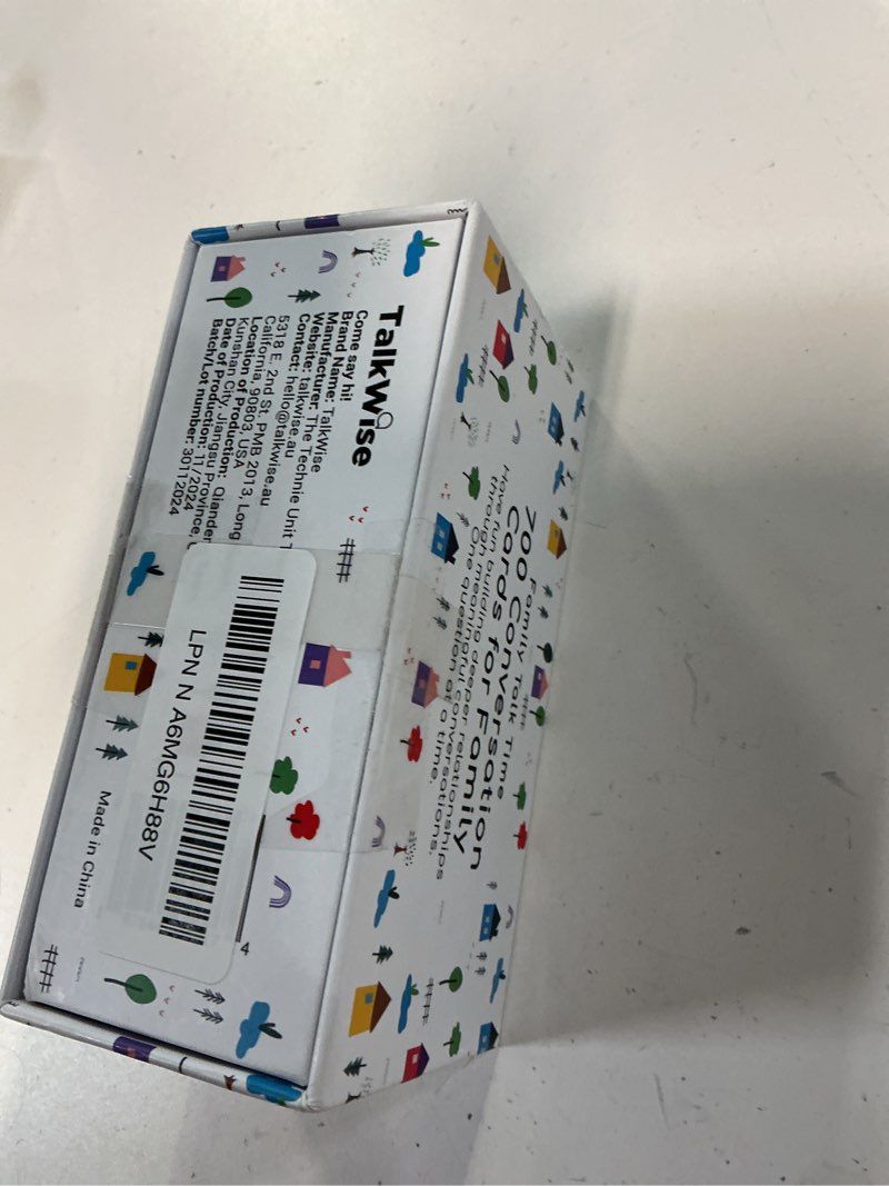 Condition photo showing New/Like New for 700 Family Conversation Cards, Fun Conversation Starters for Families, Play Dinner Table Games, Family Talking Cards, Color-Coded Across 6 Topics, Take Anywhere