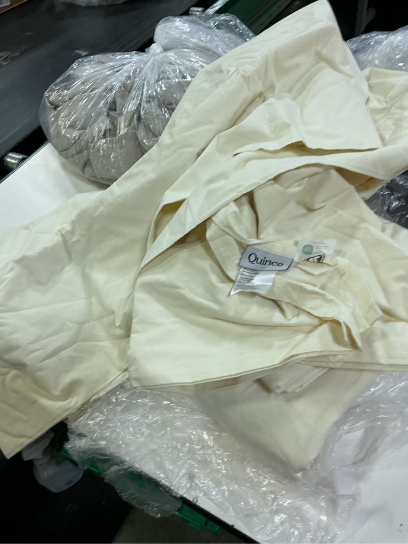 Condition photo showing Good Condition for organic brushed cotton sheet set ivory king