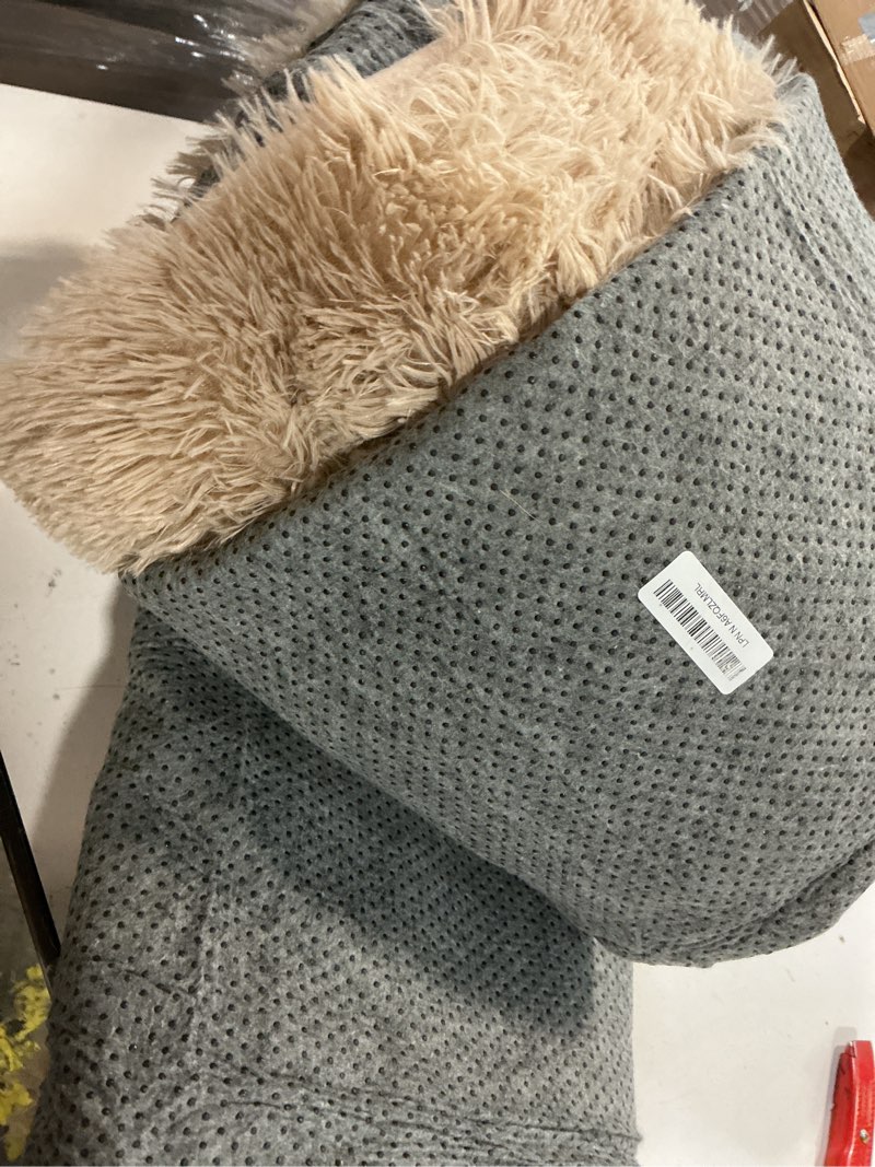 Condition photo showing As Is for 8x10 Area Rugs Living Room, Beige Large Plush Fluffy Bedroom Carpet, Non-Slip Upgraded Indoor Thick Soft Rug, Modern Plush Carpet Suitable for Kids Home Decor Aesthetics Dorm. Beige 8' x 10' (Rectangular)