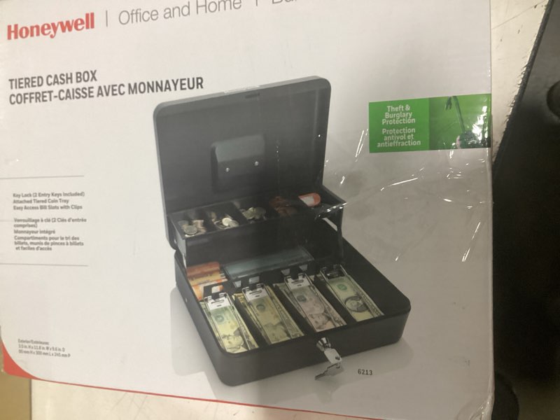 Condition photo showing Good Condition for hwl2105788 - safe,lever,cash,box