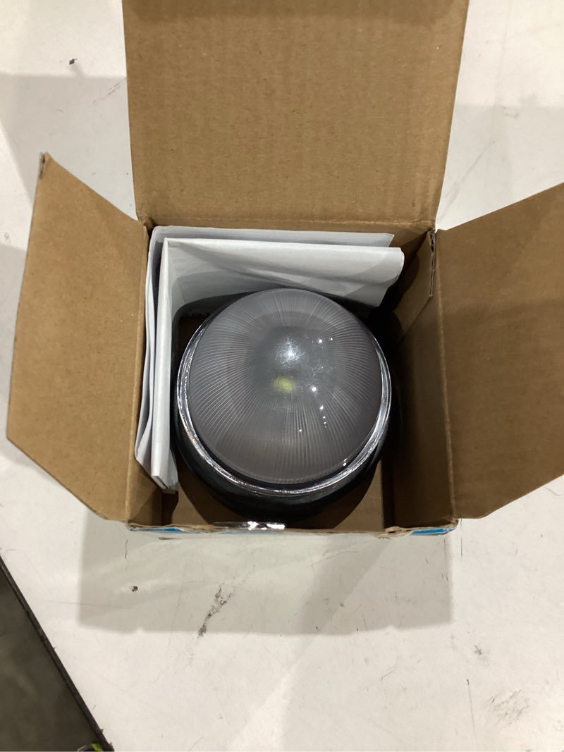 Condition photo showing Good Condition for classy caps ch2233b summit chain link solar post cap, black – high output led, fits 1-7/8", 2", 2-2/8",2.5, 2-7/8",3" diameter posts, easy diy, brilliant white light, ideal for chainlink fence posts
