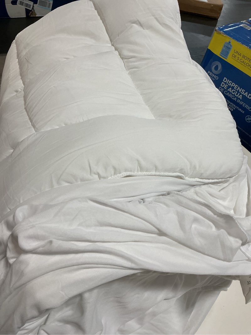 Condition photo showing Good Condition for niagara sleep solution cloud-like queen mattress topper - 100% cotton top mattress pad for back pain relief - breathable & naturally cooling for hot sleepers, white
