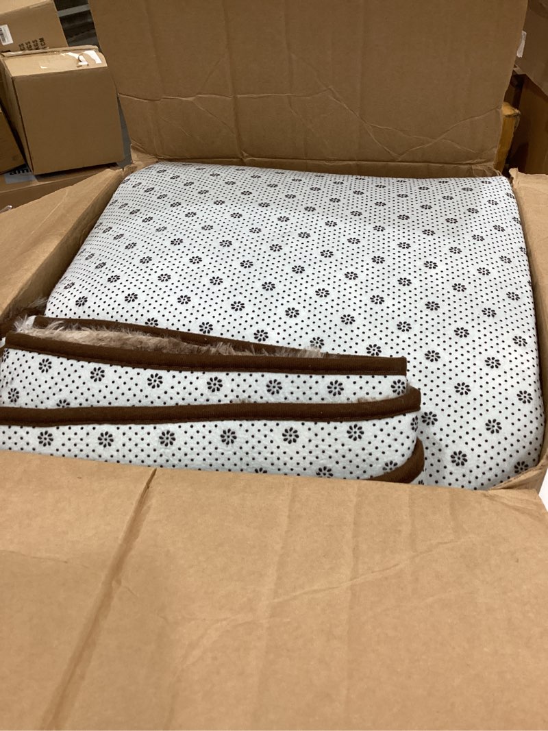 Condition photo showing item condition for Litanika 9x12 Shag Area Rug for Living Room Bedroom, Tie-Dyed Brown High Pile Soft Plush Shaggy Furry Bedside Playroom Dorm Carpet, Non-Slip, Non-Shedding Modern Indoor Floor Rug Tie-dyed Brown 9' x 12' (Rectangular)