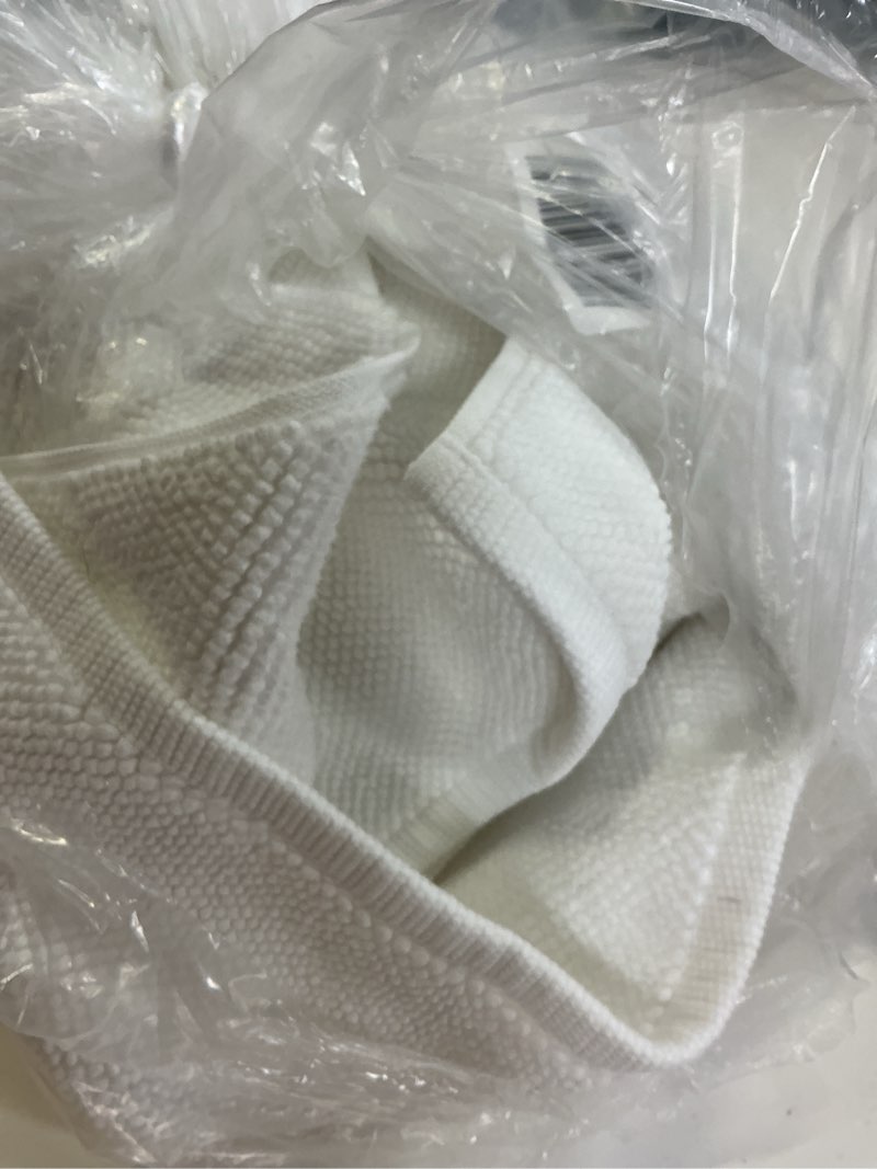Condition photo showing Good Condition for turkish cotton bath mat (set of 2), one size, white