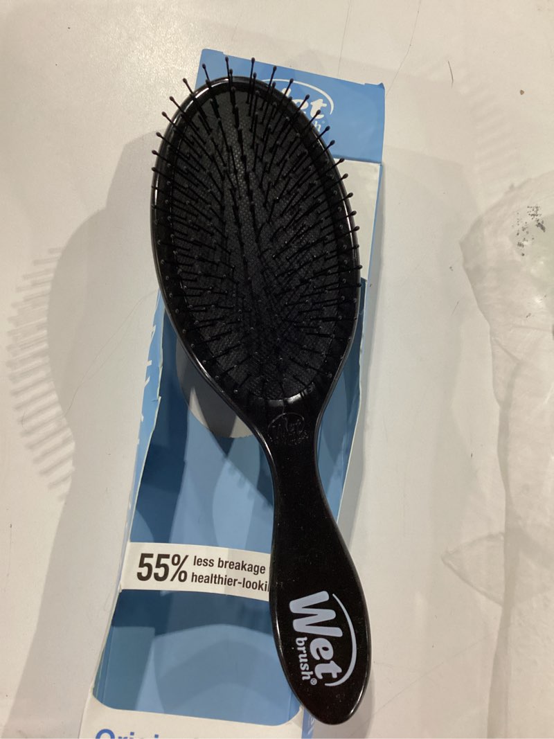 Condition photo showing New/Like New for Wet Brush Original Detangler Hair Brush, Black Frost - Ultra-Soft IntelliFlex Bristles - Detangling Brush Glides Through Tangles For All Hair Types (Wet Dry & Damaged Hair) - Women & Men 1 Count (Pack of 1) Black Frost