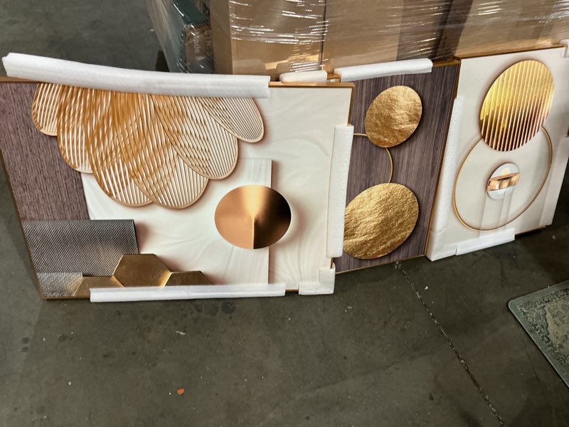 https://lotting-media.assets.bidfta.com/lotting_948c5c1d-54f8-4a83-a60a-e3600dfbde54