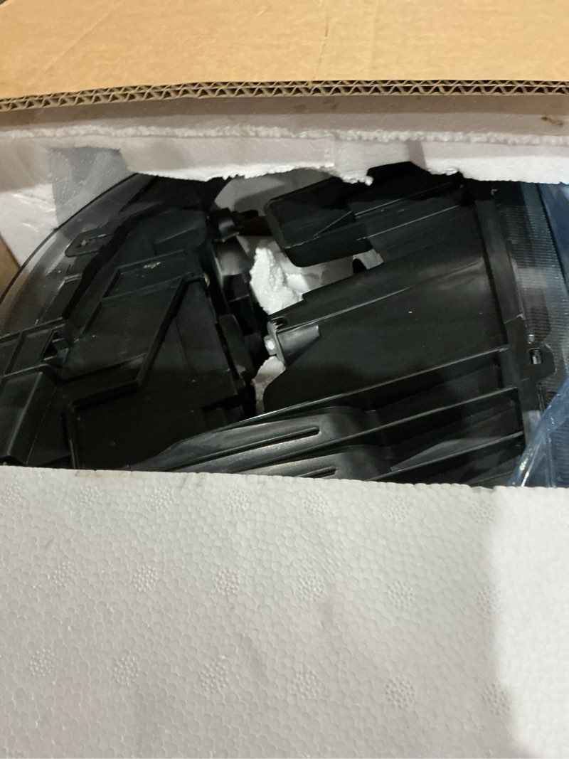 Condition photo showing Good Condition for nilight headlight assembly compatible for 2007 2008-2013 gmc sierra 1500 2008-2014 gmc sierra 2500 hd 3500 hd, black housing clear corner clear lens, headlights assembly replacement black housing + clear reflector
