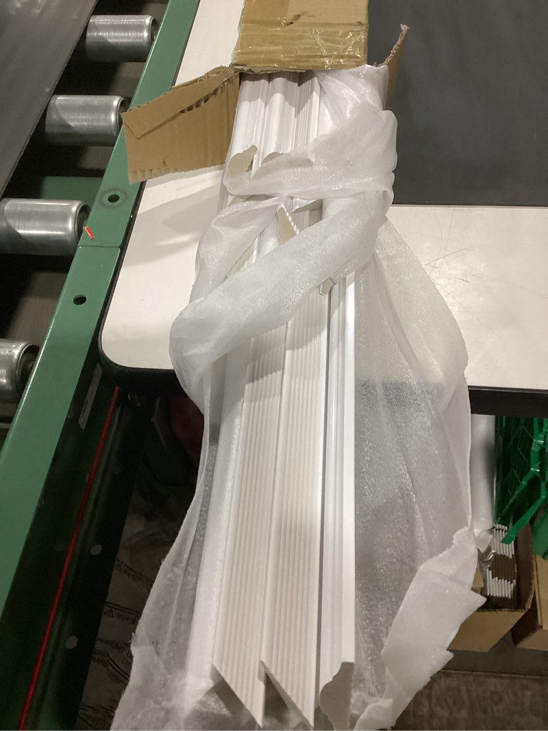Condition photo showing Good Condition for coukiu 6 sets pre-cut wall molding kit,ready to assemble accent molding wainscoting panels for interior walls home decor?6 frames?style1) 6 frames, style 1 white