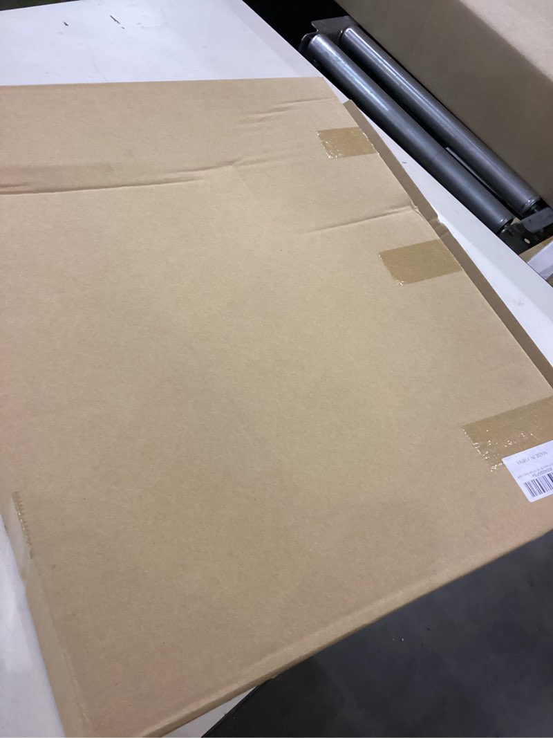 Condition photo showing Good Condition for Small mirror