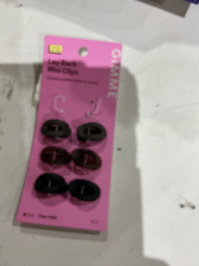 Condition photo showing As Is for gimme beauty lay flat claw clip set - fine mini - 8ct