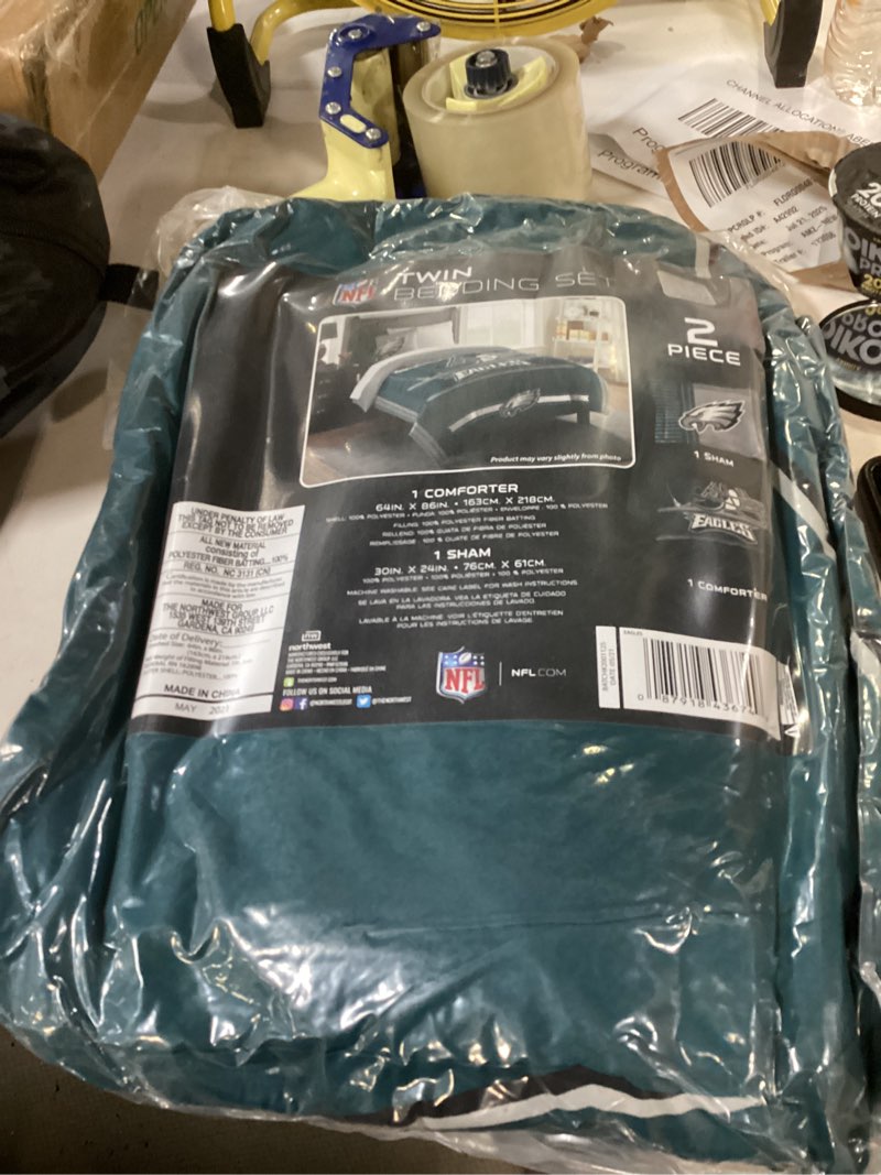 NORTHWEST NFL Unisex-Adult Comforter and Sham Set