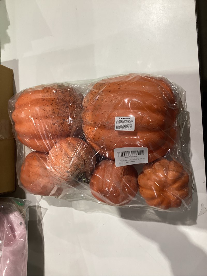 Condition photo showing New/Like New for Winlyn 7 Pcs Assorted Orange and Black Artificial Pumpkins Harvest Decorative Pumpkins for Rustic Farmhouse Fall Wedding Thanksgiving Halloween Table Centerpiece Mantel Shelf Seasonal Décor