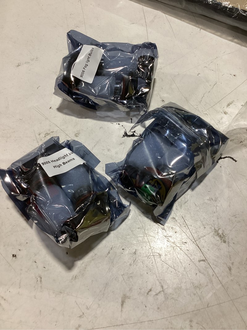 Condition photo showing Good Condition for light bulbs fit for toyota 4runner 2006-2009, high performance halogen headlight bulb and license plate lights combo, 9005 h11 9006 high low beam fog lights, 6000k white light, pack of 8