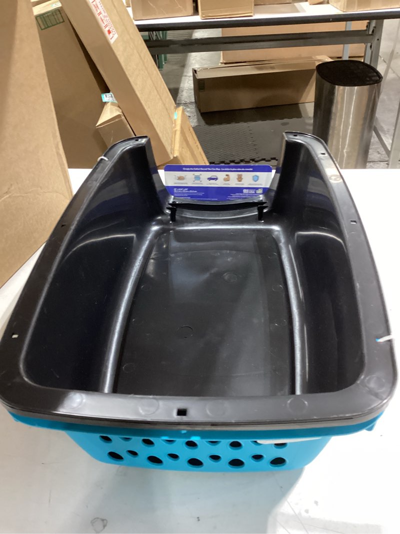 Condition photo showing Good Condition for Petmate Pet Porter Fashion Dog Kennel 19", Scuba Blue, for Pets up to 10lbs, Made in USA 19.0"L x 12.5"W x 10.0"H Bright Blue