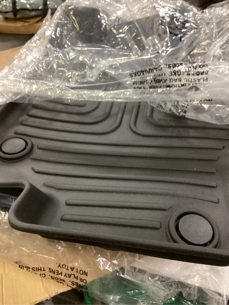 Condition photo showing Good Condition for Floor Mats & Cargo Liner for 2020-2026 Mercedes Benz GLE?GLE 350?GLE 450 (No for Coupe) All Weather Automotive TPE Liners Set Anti-Slip Waterproof Floor Liners Accessories (Car Mats+Trunk Mat) 3)For Benz GLE 2020-2026 Full Set