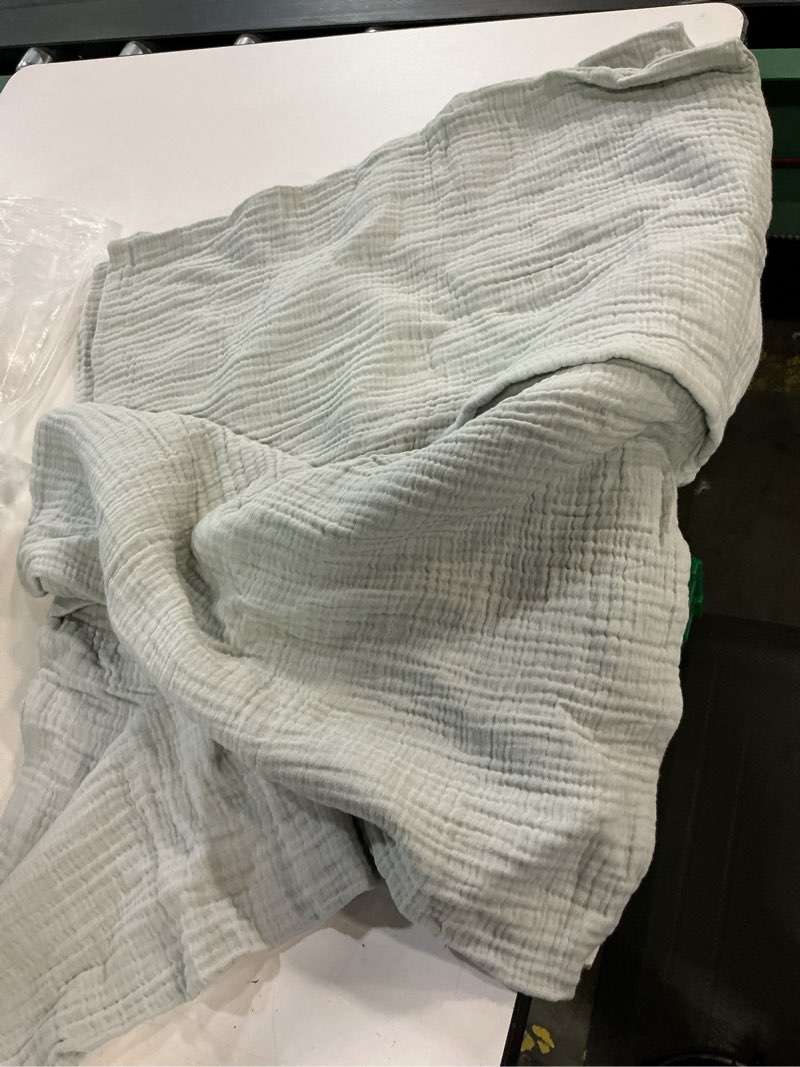 Condition photo showing Good Condition for organic cotton gauze dream sham set, full/queen, mist