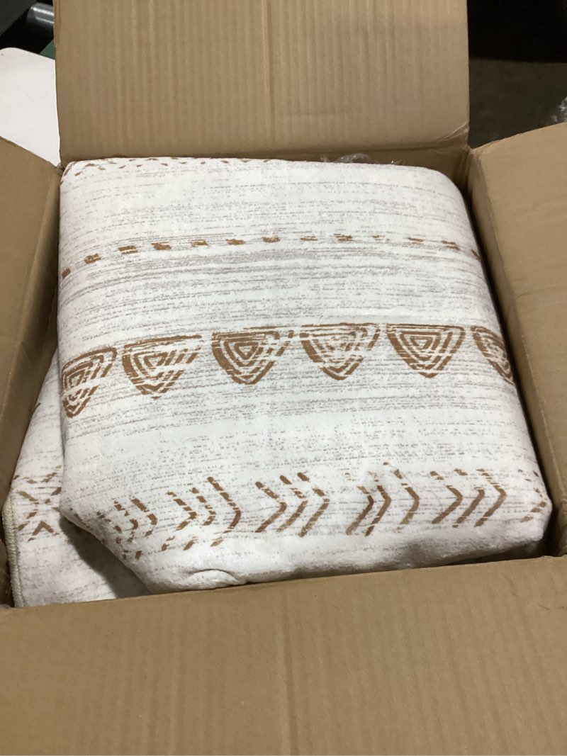 Condition photo showing Good Condition for Nakagishi 7x9 Area Rug Living Room: Washable Boho Large Neutral Soft Farmhouse Modern Rugs Stain Resistant Moroccan Non-Slip Indoor Carpet for Bedroom Nursery Kids Playroom Office Dining Room- Brown Beige Brown 7' x 9' (Rectangular)