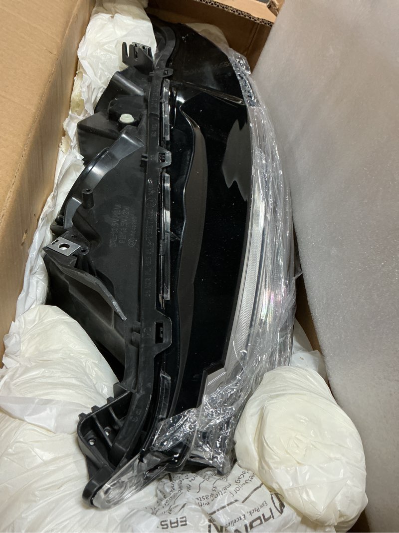 Condition photo showing Good Condition for Silscvtt Headlights Front Head Lamps Replacement for Fusion 2017-2019 Halogen DRL Projector Headlights Left Side (Driver Side)