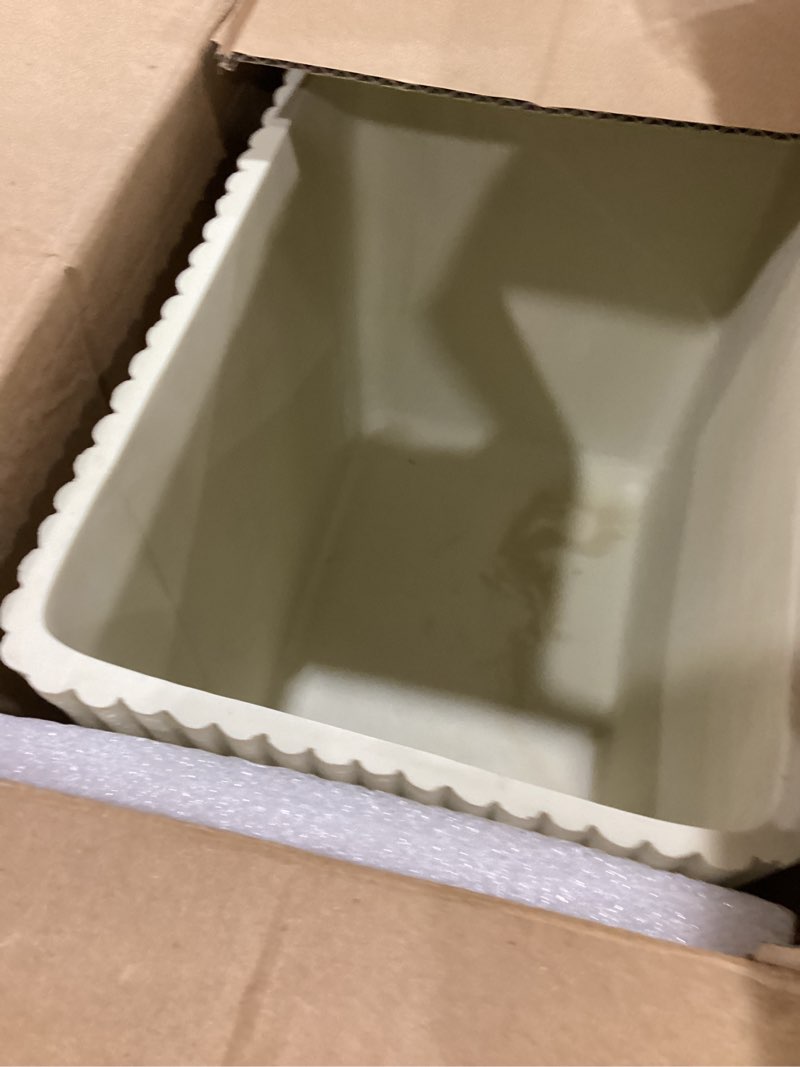 Condition photo showing Good Condition for Ribbed Natural Travertine Striped Textures Small Bathroom Trash Can 2.5 Gallon(9 Liter), Resin Heavy Sturdy Kitchen Garbage Can,Living Room Bedroom Trash Can, Decorative Wastebasket for Home, Office Italianate Beige Travertine