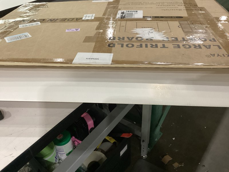 Condition photo showing New/Like New for tuxita trifold poster board,12 pack 36" x 48" large white corrugated poster boards,science fair display boards,project boards perfect for school projects, event displays and business presentations 12p
