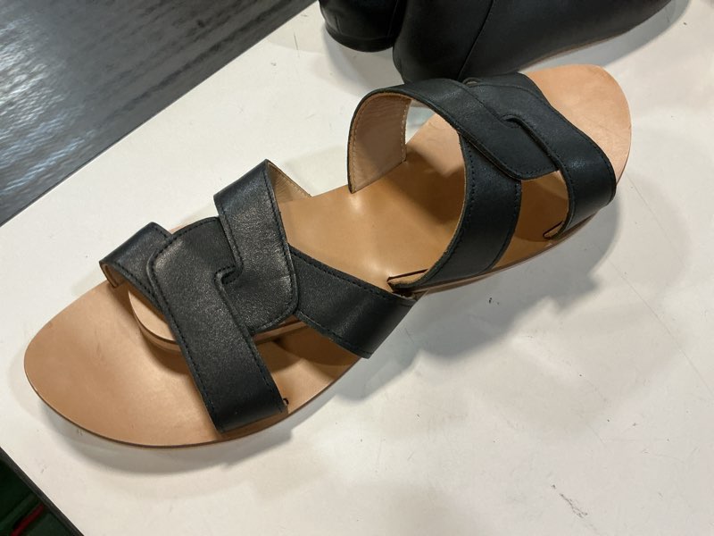 Condition photo showing Good Condition for italian leather cutout slide sandal size 8.5 black 