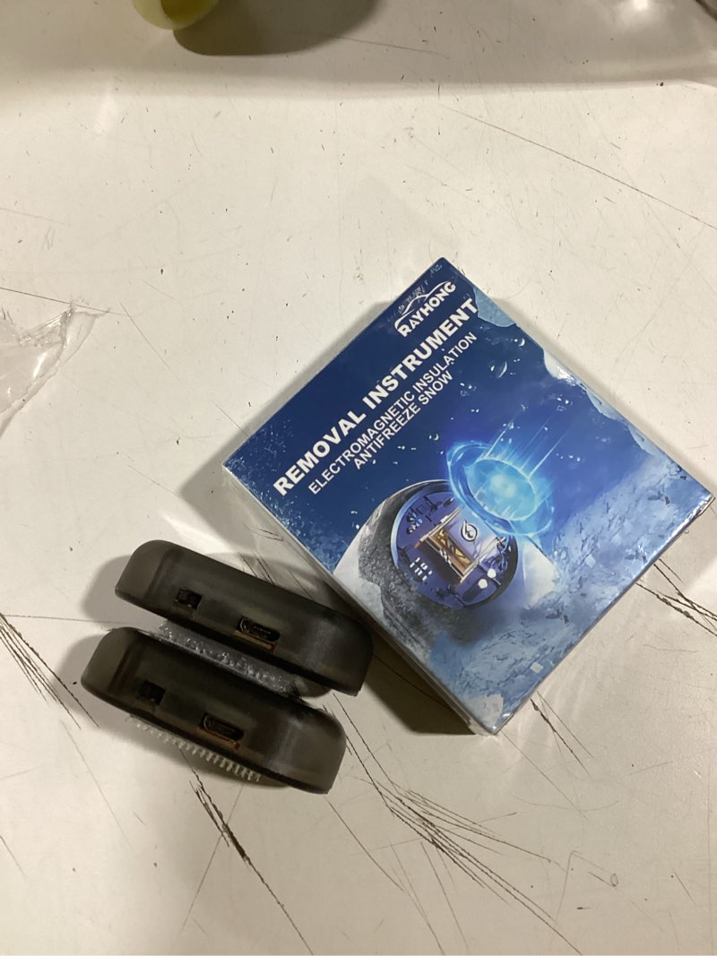Condition photo showing Good Condition for New Anti-Freeze Electromagnetic Car Snow Removal Device,Electromagnetic Molecular Interference Antifreeze Snow Removal Instrument, Potable Snow Removal Tool for Car SUV Sedan Off-Road Vehicles(3 PC)